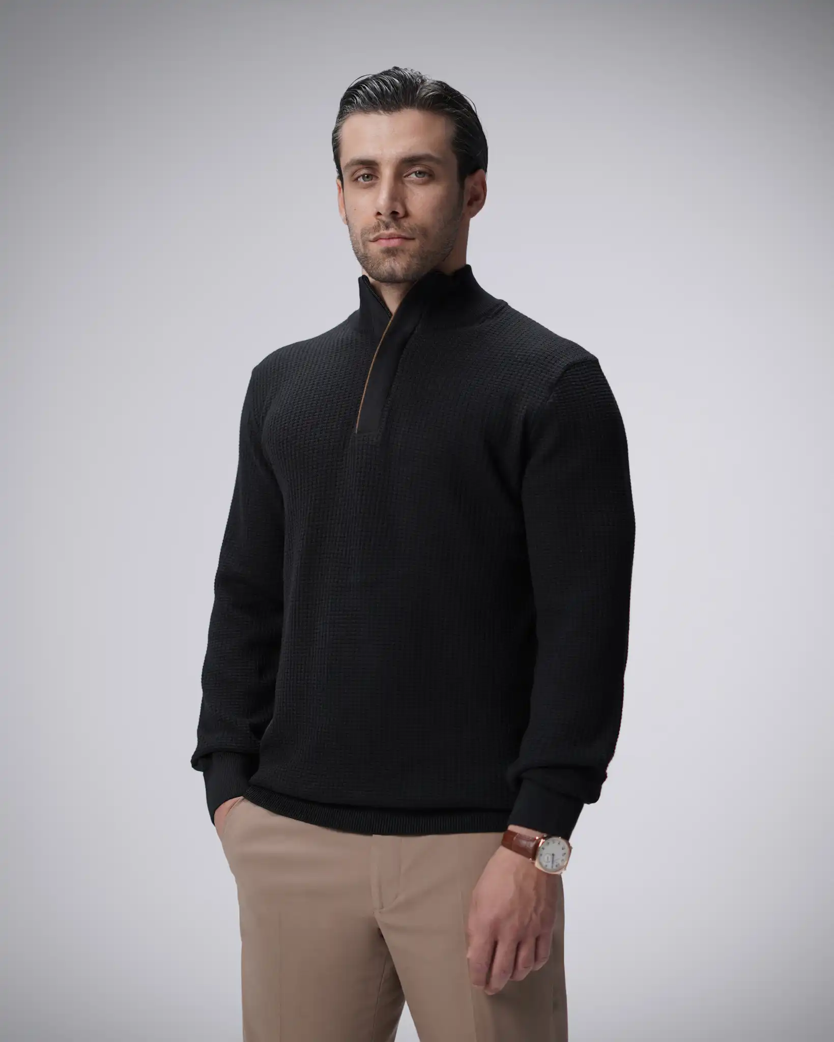 110422019713636 پلیور نیم زیپ یقه ایستاده مردانه کد 422 - تصویر 1